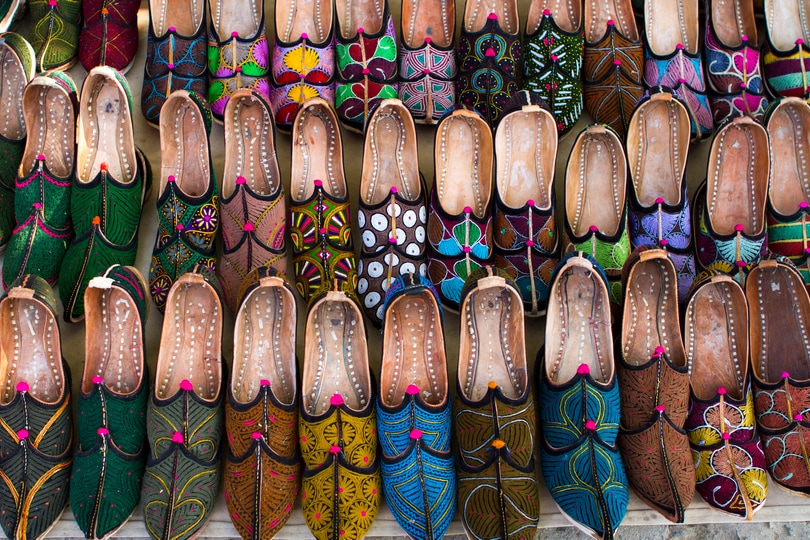 Mojaris & Juttis (Traditional Footwear)