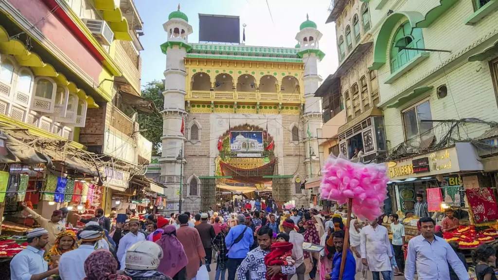 Nala Bazaar – Ideal for Souvenirs and Local Rajasthani Items