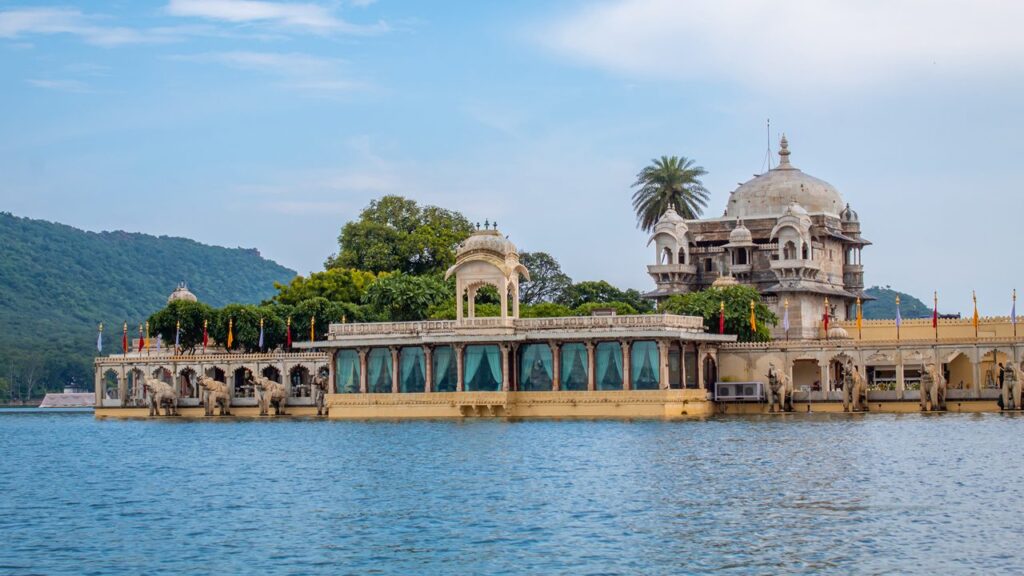 Jag Mandir: Island Palace on Lake Pichola