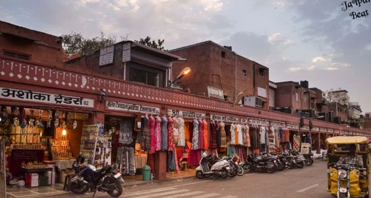 Johari Bazaar – Famous for Traditional Jewelry and Gemstones