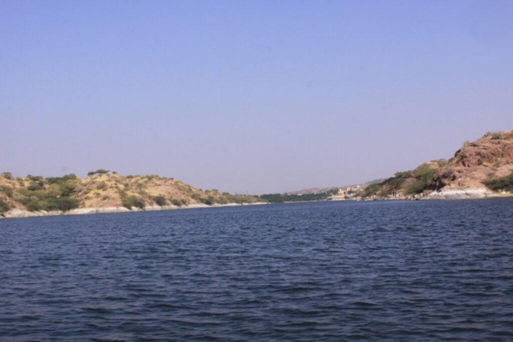 Kaylana Lake: Serene Spot for Boating and Sunset Views