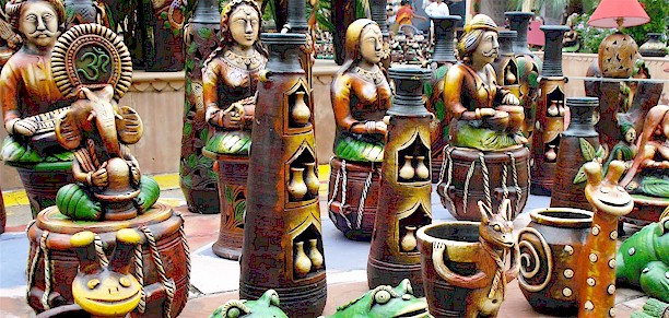 Local Art and Handicrafts – Explore traditional arts, paintings, and crafts