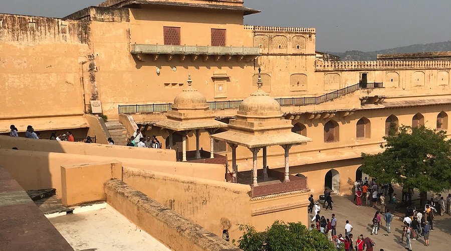 The Fort View Restaurant – Dine with a View of Royal History