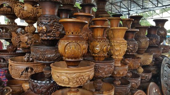 the Best Wooden Handicrafts